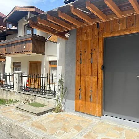 Nest Bansko